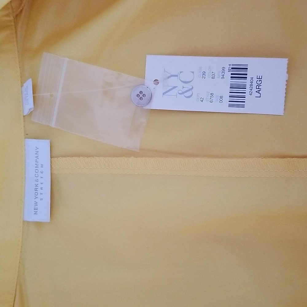 NWT! NY&Co Yellow Stretch Button Down Shirt - Picture 4 of 6